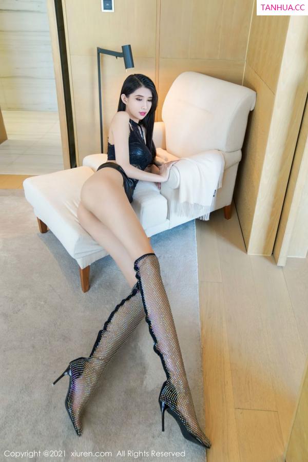 葛征 哈尼宝宝 长腿美女葛征 飒爽多姿的皮衣第29张图片